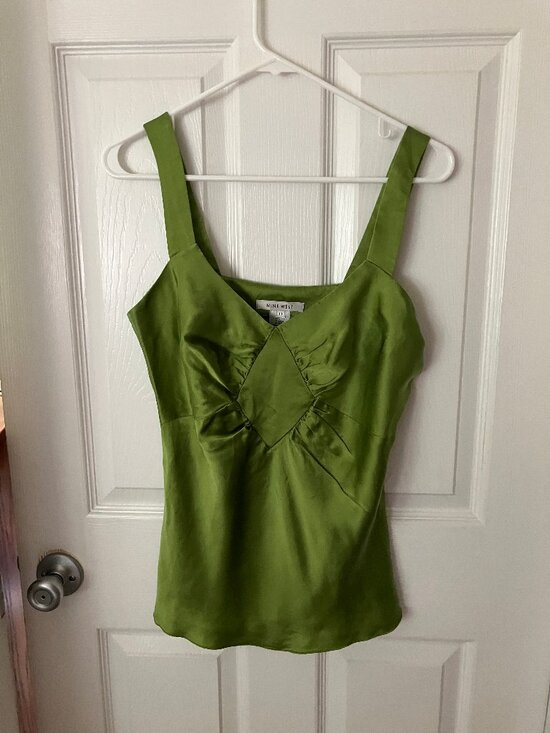 Nine West Sweaters - NINE WEST Green Satin Silk tank/top Size 10